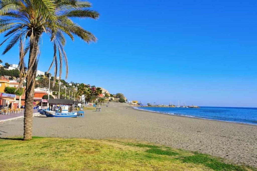 Apartment In Pedregalejo Near The Beach! - Tcm Málaga Exterior foto